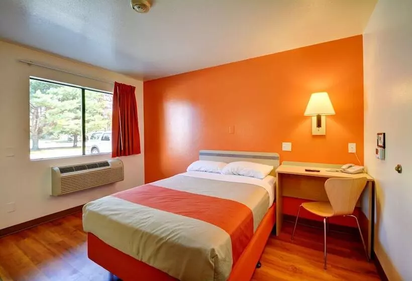 Motel 6windsor Locks, Ct Hartford