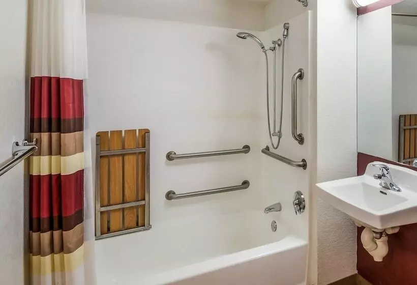 Мотель Red Roof Inn Rochester – Airport