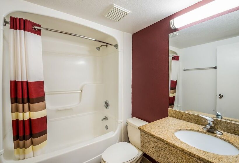 فندق على الطريق Red Roof Inn Rochester – Airport