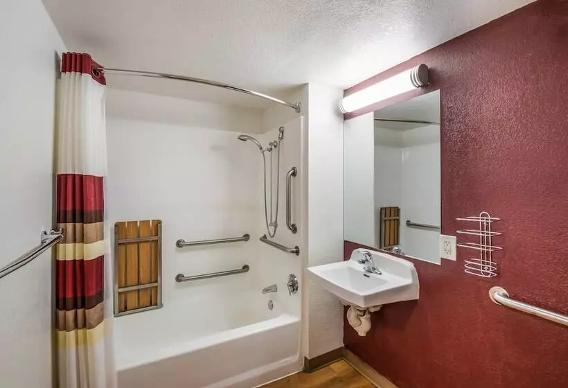 Мотель Red Roof Inn Rochester – Airport