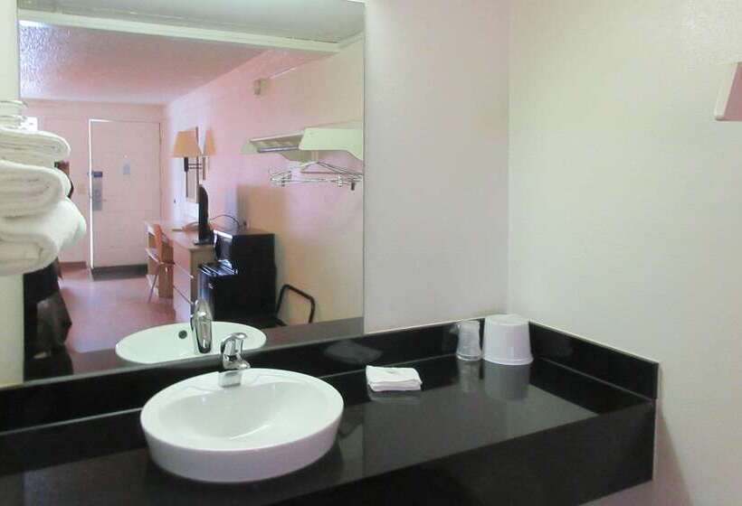 Мотель Rodeway Inn