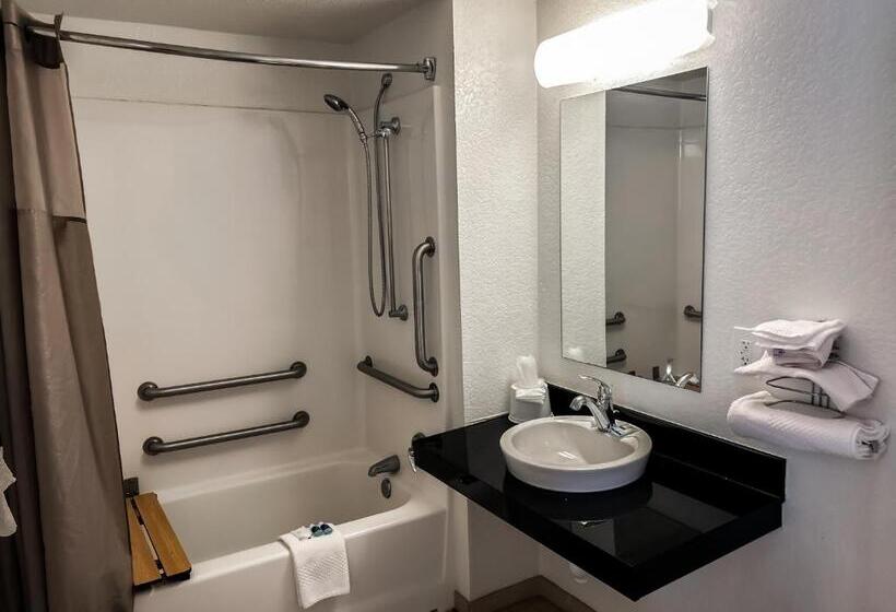 Мотель Rodeway Inn