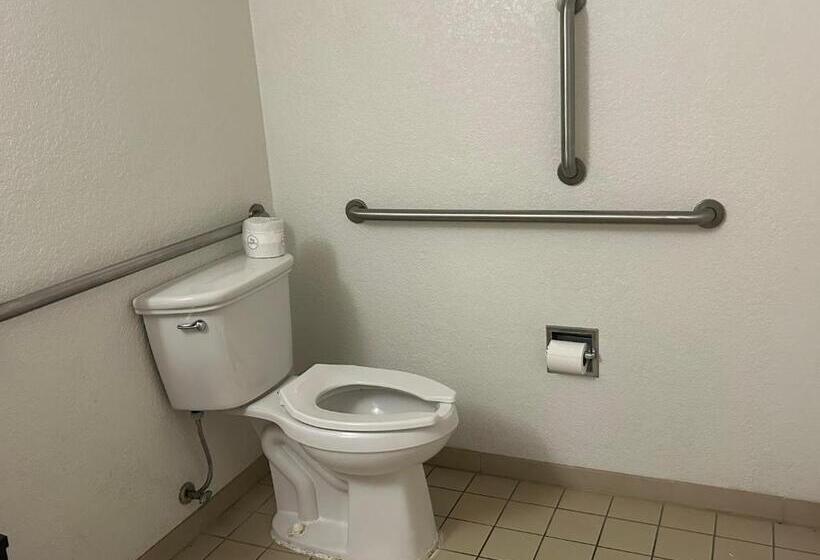 Мотель Rodeway Inn