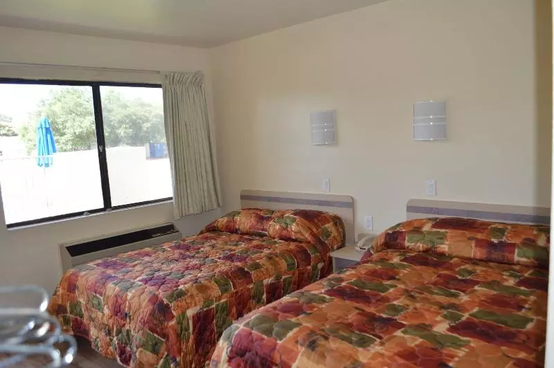 モーテル Super 7 Inn