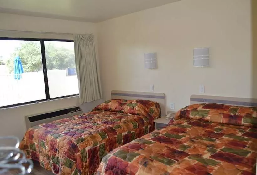 モーテル Super 7 Inn