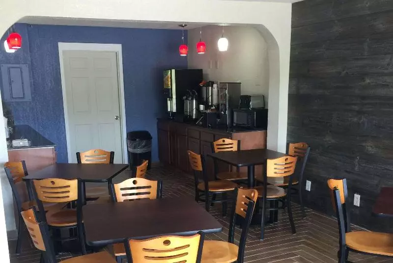 Motel Super 8 By Wyndham Florence