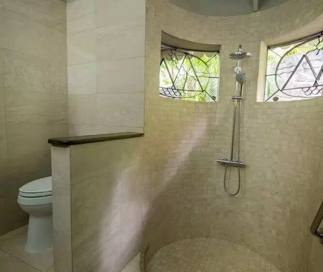 استراحتگاه East Winds St. Lucia All Inclusive