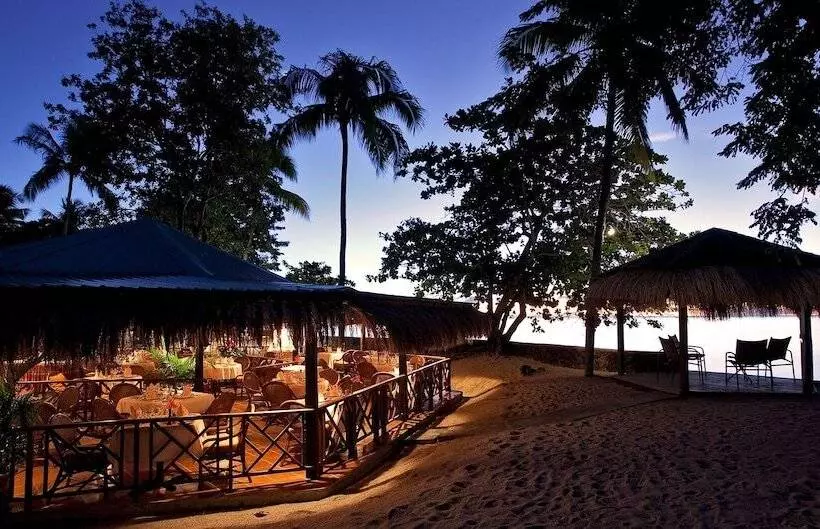 استراحتگاه East Winds St. Lucia All Inclusive