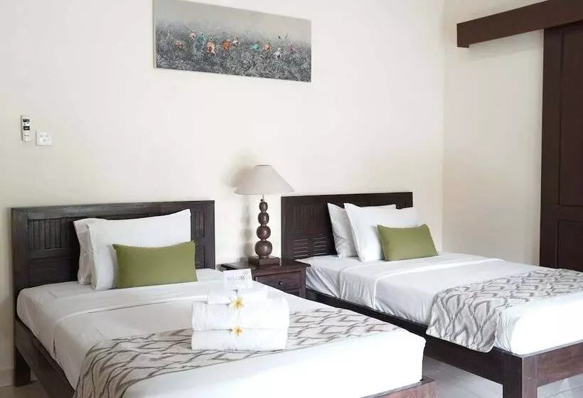 Курорт Medewi Bay Retreat