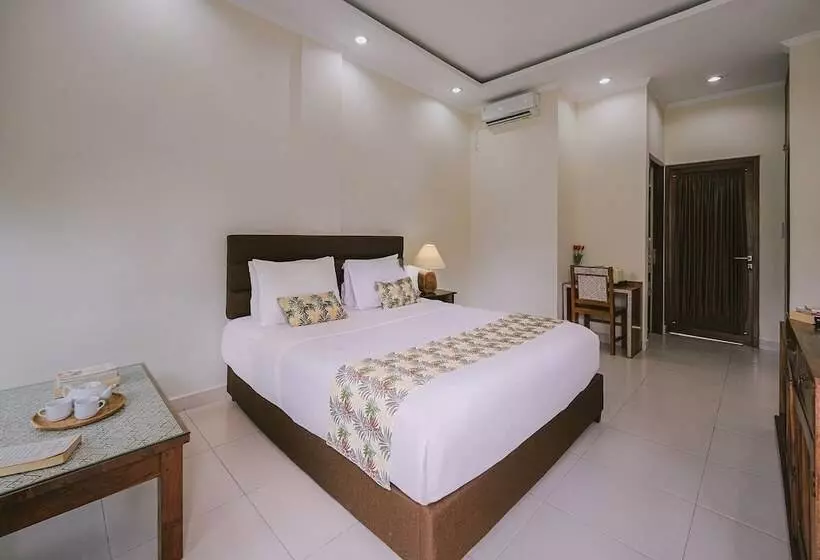 Курорт Medewi Bay Retreat