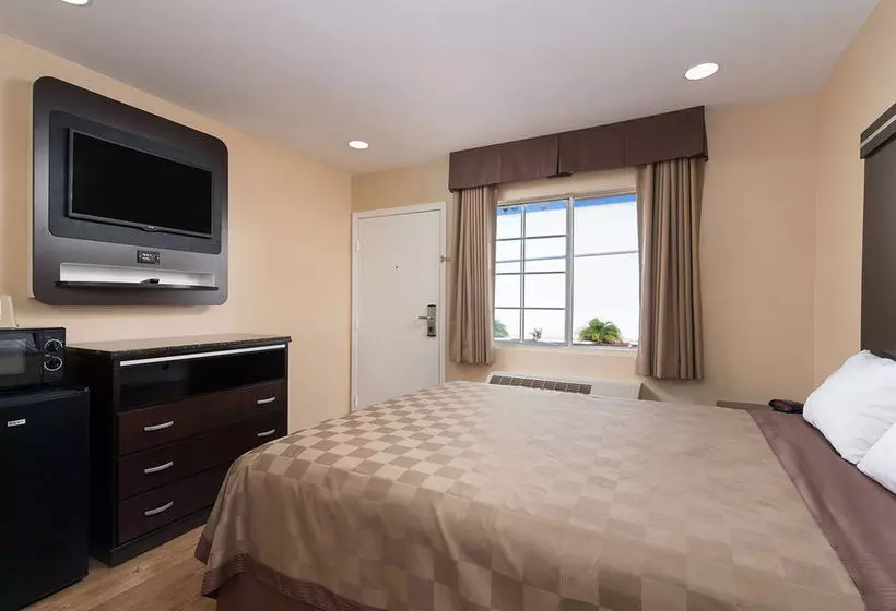 モーテル Rodeway Inn & Suites Chula Vista San Diego South