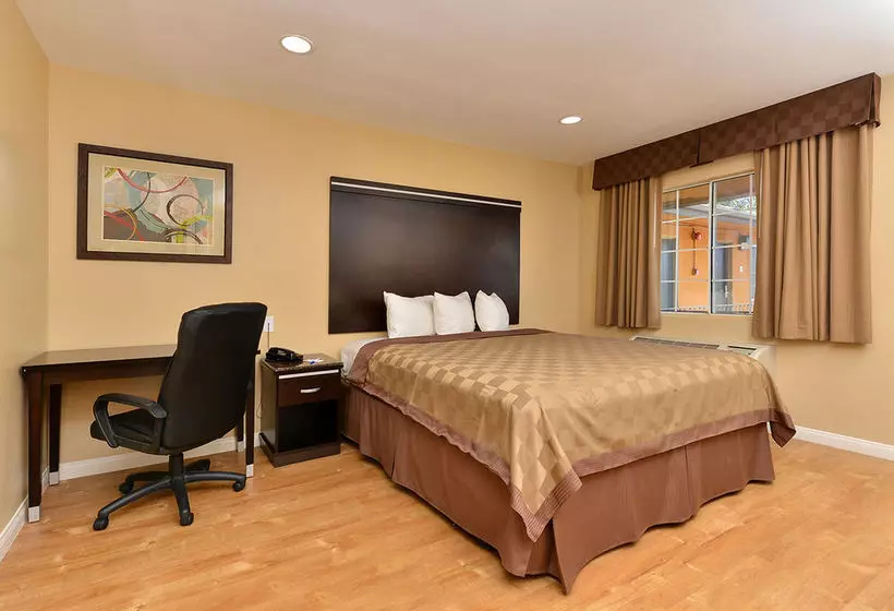 モーテル Rodeway Inn & Suites Chula Vista San Diego South