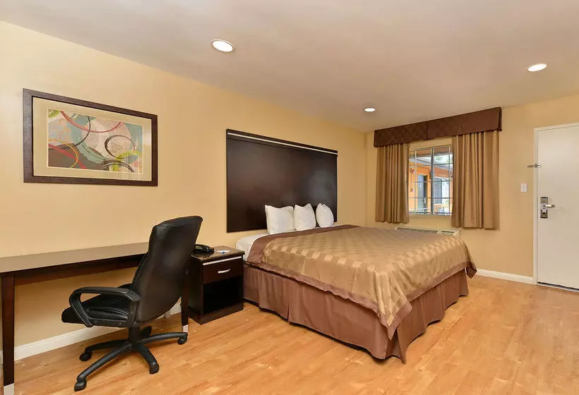 モーテル Rodeway Inn & Suites Chula Vista San Diego South