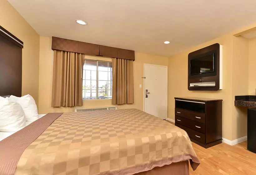 モーテル Rodeway Inn & Suites Chula Vista San Diego South