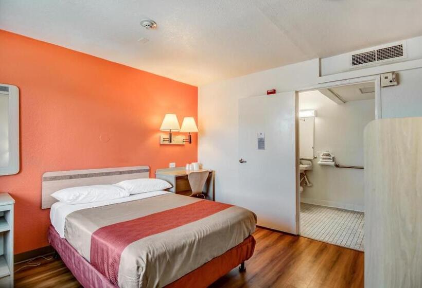 モーテル Park Inn By Radisson, Tracy