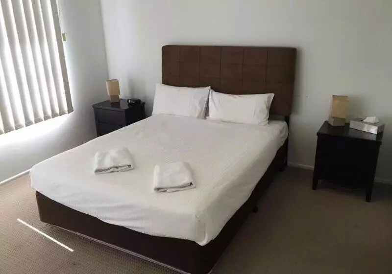 Alexandra Apartments