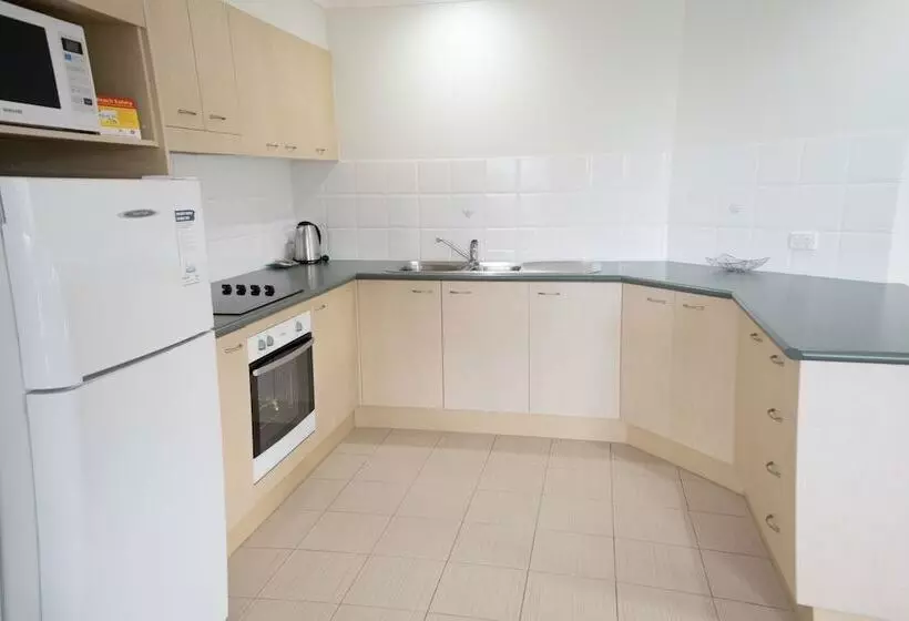 Beachside Holiday Apartments