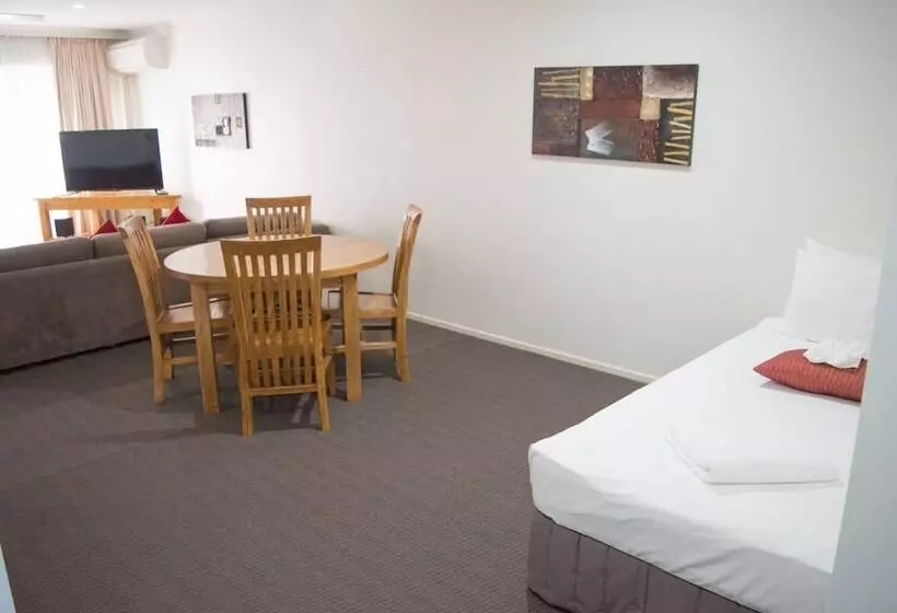 Beachside Holiday Apartments