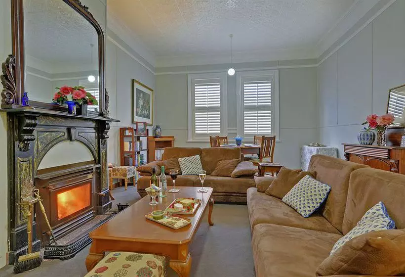 مبيت وإفطار Mt Lyell Anchorage