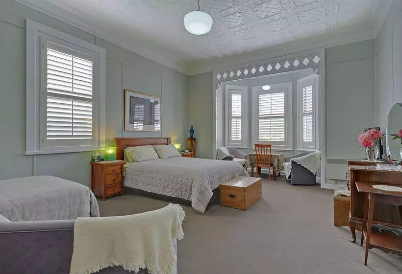 مبيت وإفطار Mt Lyell Anchorage