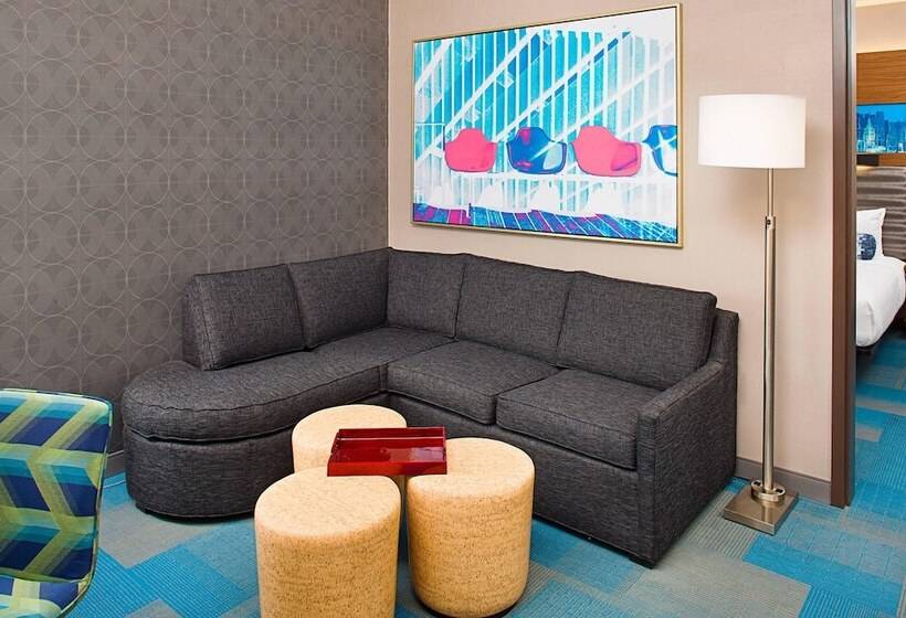 فندق Aloft Beachwood