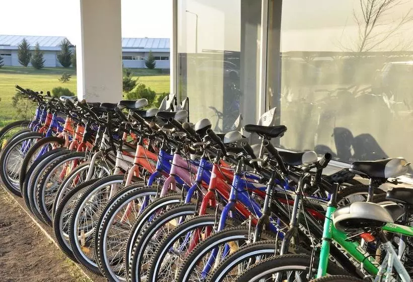 호텔 Altos Del Arapey All Inclusive, Golf & Spa