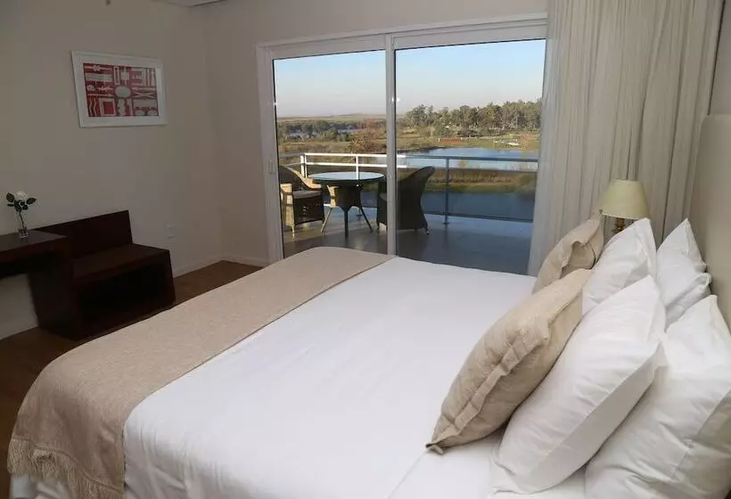 호텔 Altos Del Arapey All Inclusive, Golf & Spa