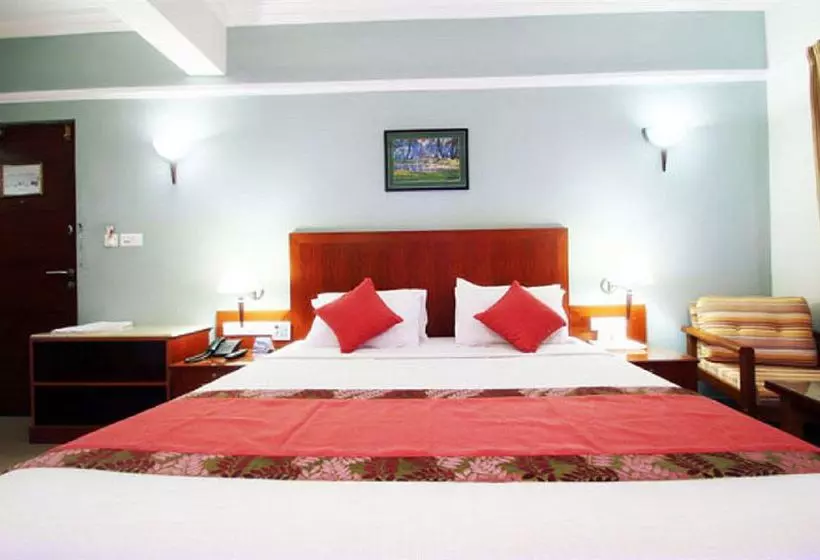 هتل Ashirwad Heritage Resort