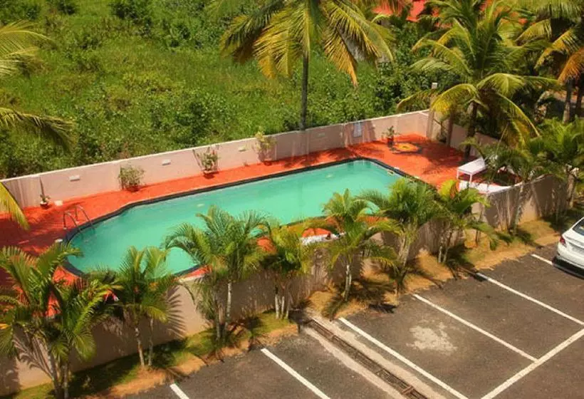 هتل Ashirwad Heritage Resort