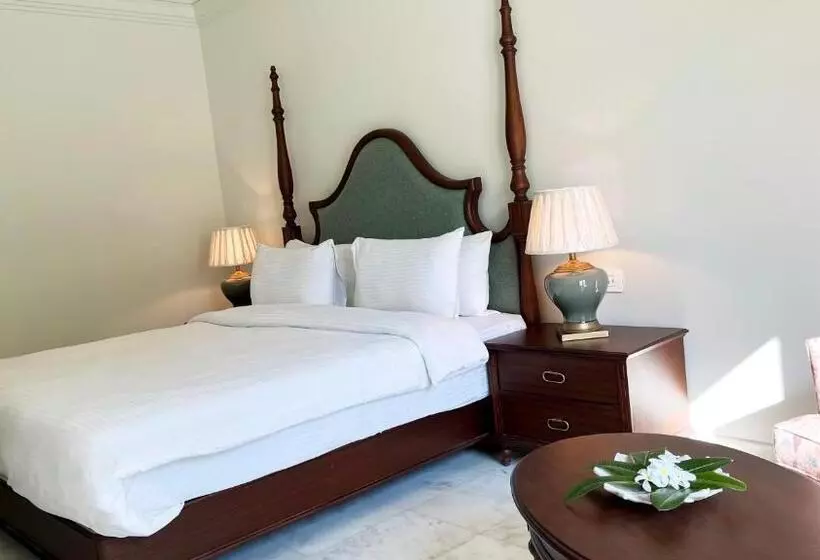 Hotelli Bhairavgarh Palace Udaipur