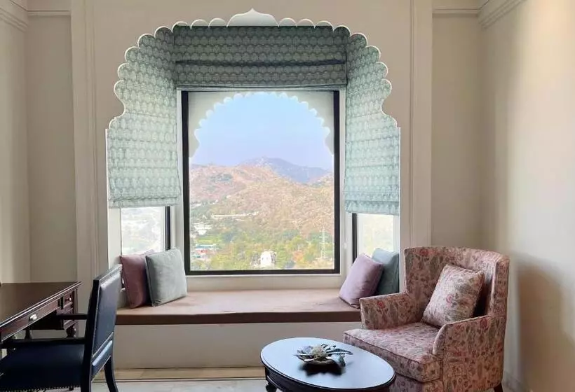 Hotelli Bhairavgarh Palace Udaipur