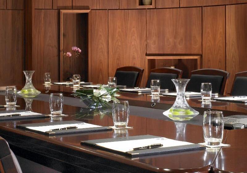 ホテル Horse & Jockey