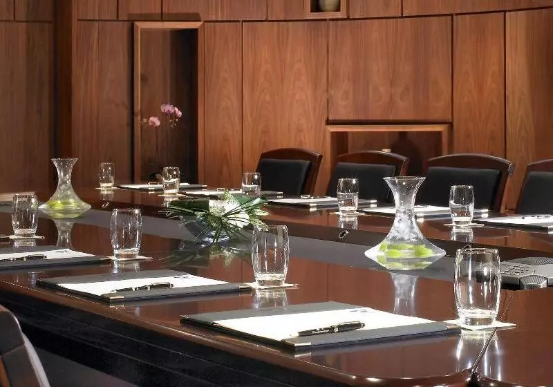 호텔 Horse & Jockey