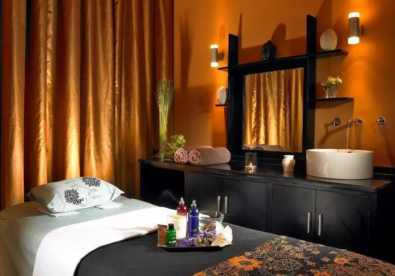 호텔 Horse & Jockey