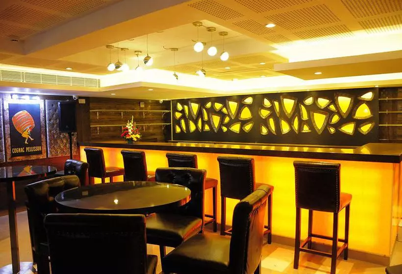 Hotel Treebo Trend J S Five Two Boutique