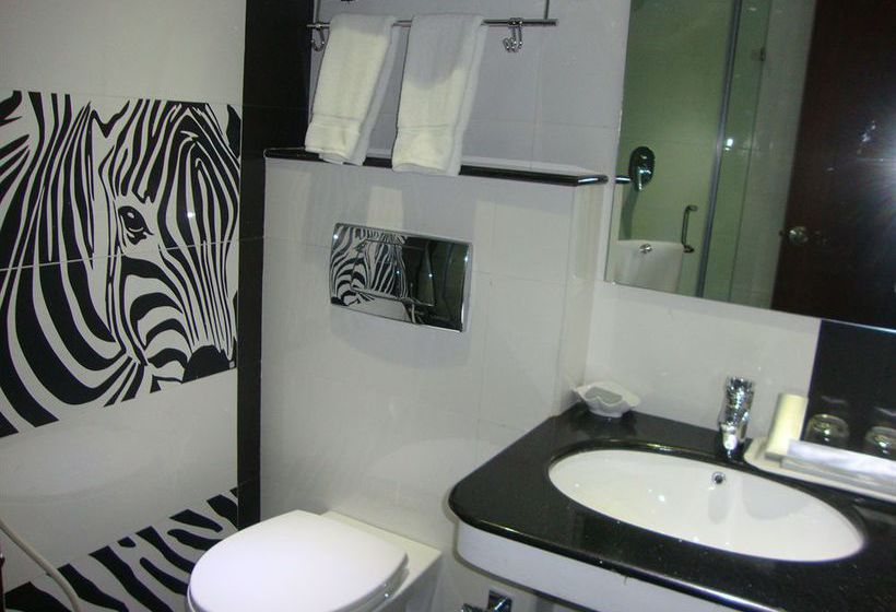 Hotelli Treebo Trend J S Five Two Boutique