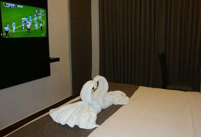 Hotel Treebo Trend J S Five Two Boutique