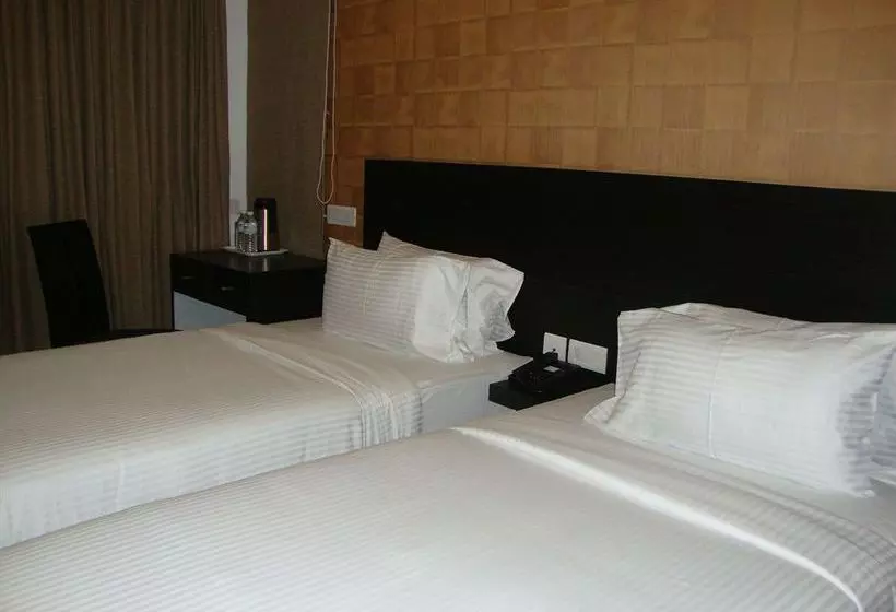 Hotel Treebo Trend J S Five Two Boutique