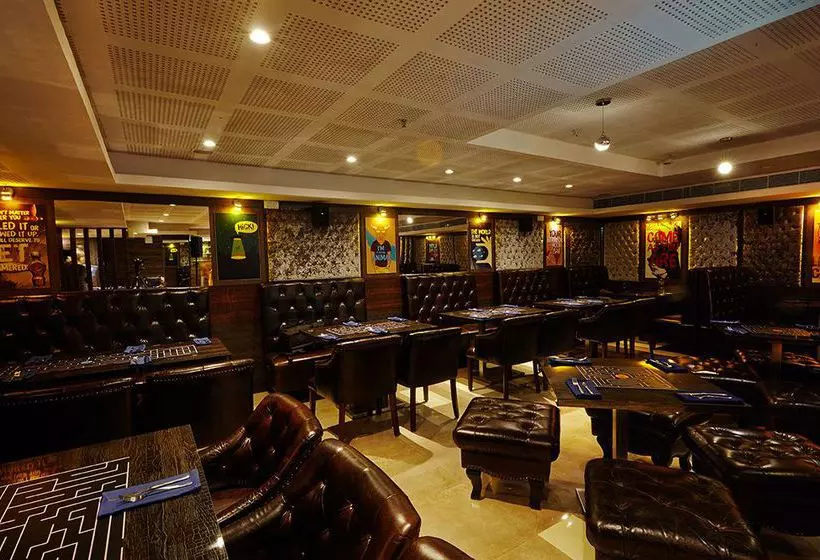 Hotel Treebo Trend J S Five Two Boutique