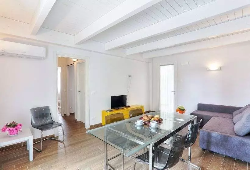 בית מלון כפרי La Pineta