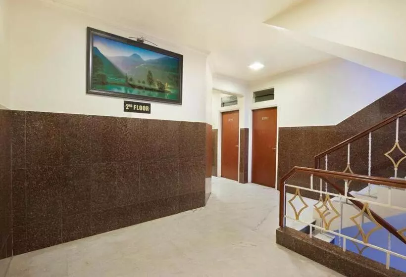 בית מלון כפרי Mannars Yatri Nivas