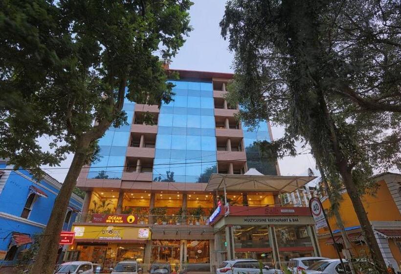 ホテル Panaji Residency