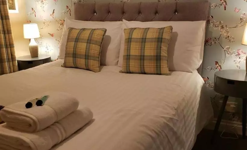 هتل The George Inn