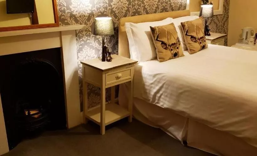 هتل The George Inn