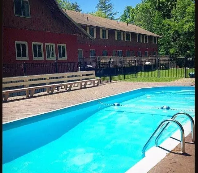 ホテル The Upper Pass Lodge At Magic Mountain