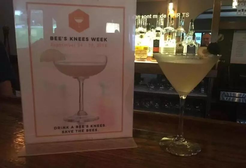 ホテル The Upper Pass Lodge At Magic Mountain