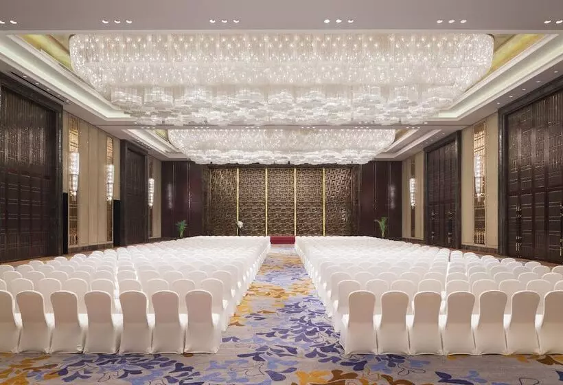 ホテル Wanda Realm Harbin