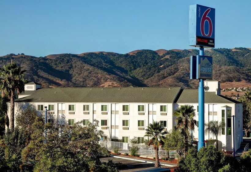 Motel 6 gilroy, Ca