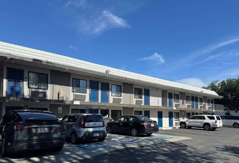 Motel 6simi Valley, Ca