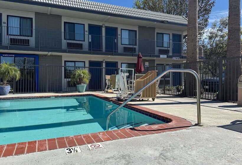 Motel 6simi Valley, Ca